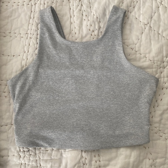 Lot of Outdoor Voices Leggings + top - Picture 2 of 7